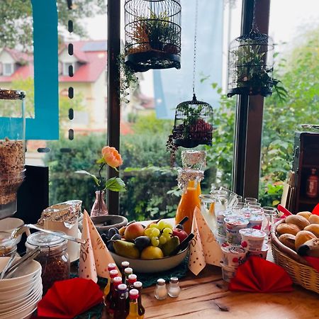 Zum Rayers Cafe-Restaurant & Boutique-Hotel Niederrotweil Dış mekan fotoğraf