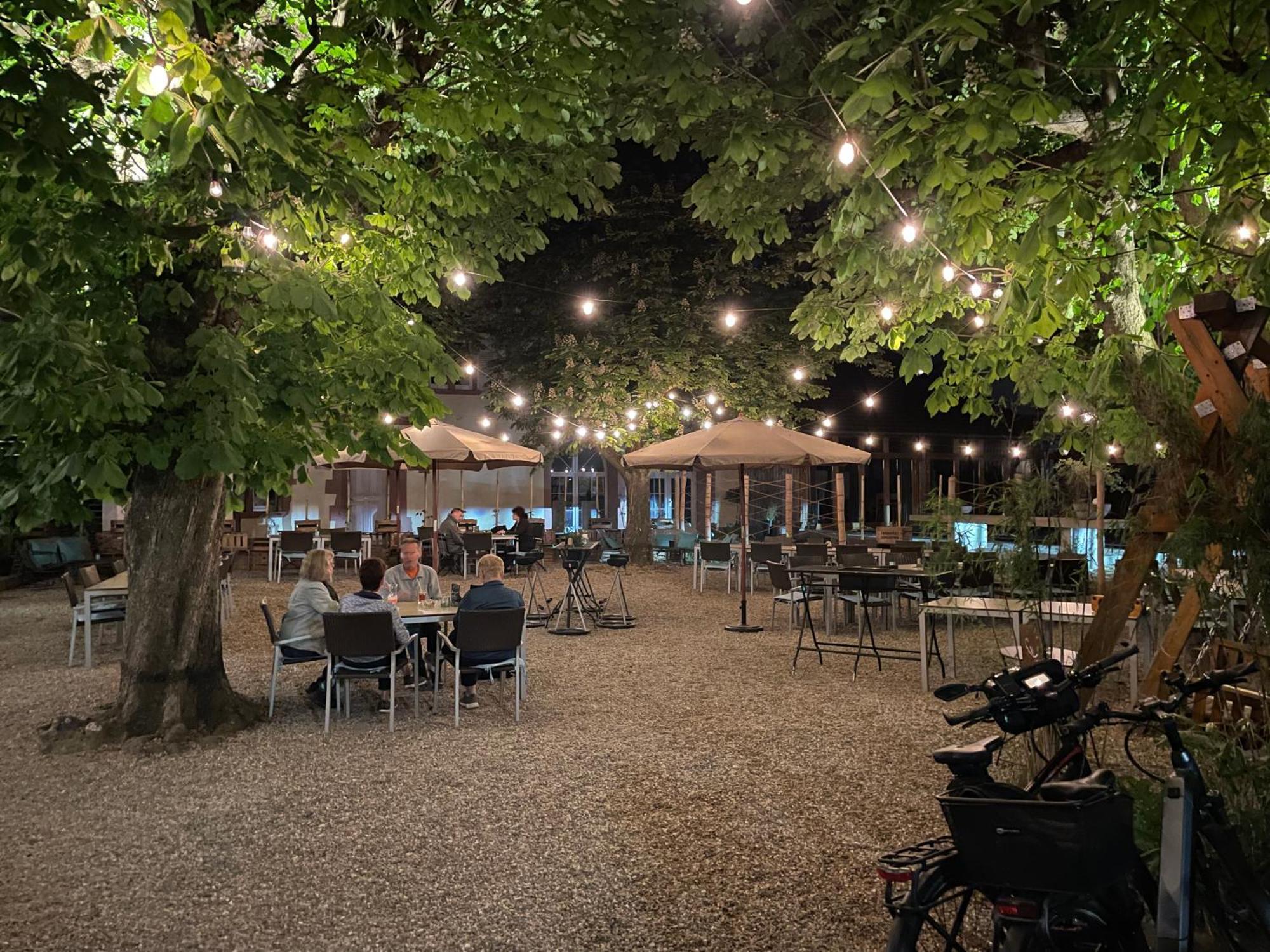 Zum Rayers Cafe-Restaurant & Boutique-Hotel Niederrotweil Dış mekan fotoğraf