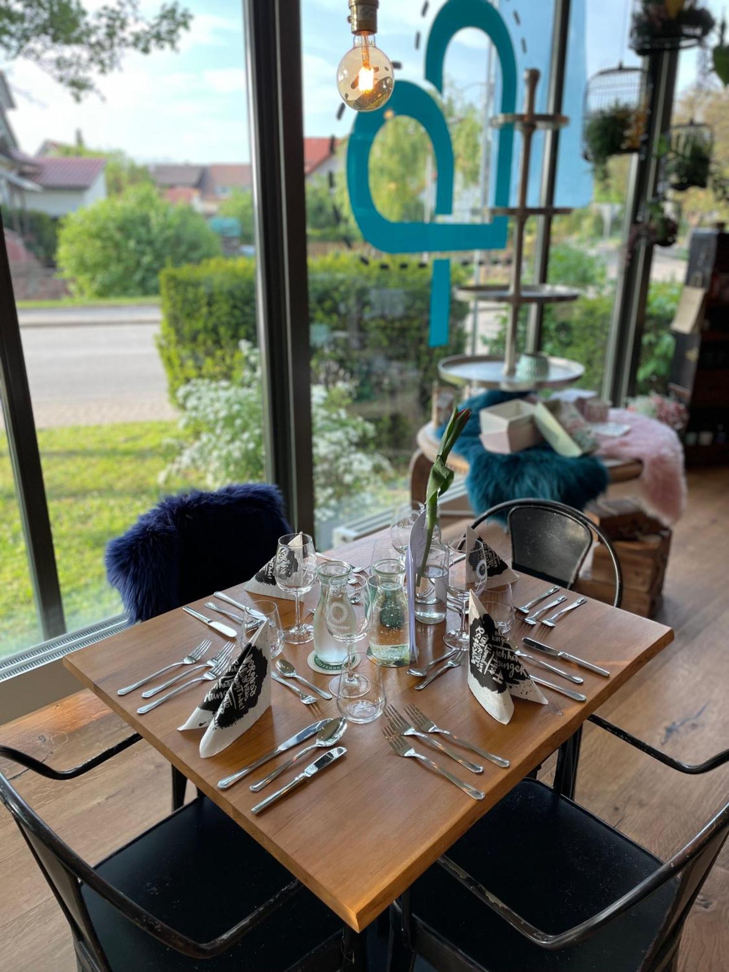 Zum Rayers Cafe-Restaurant & Boutique-Hotel Niederrotweil Dış mekan fotoğraf