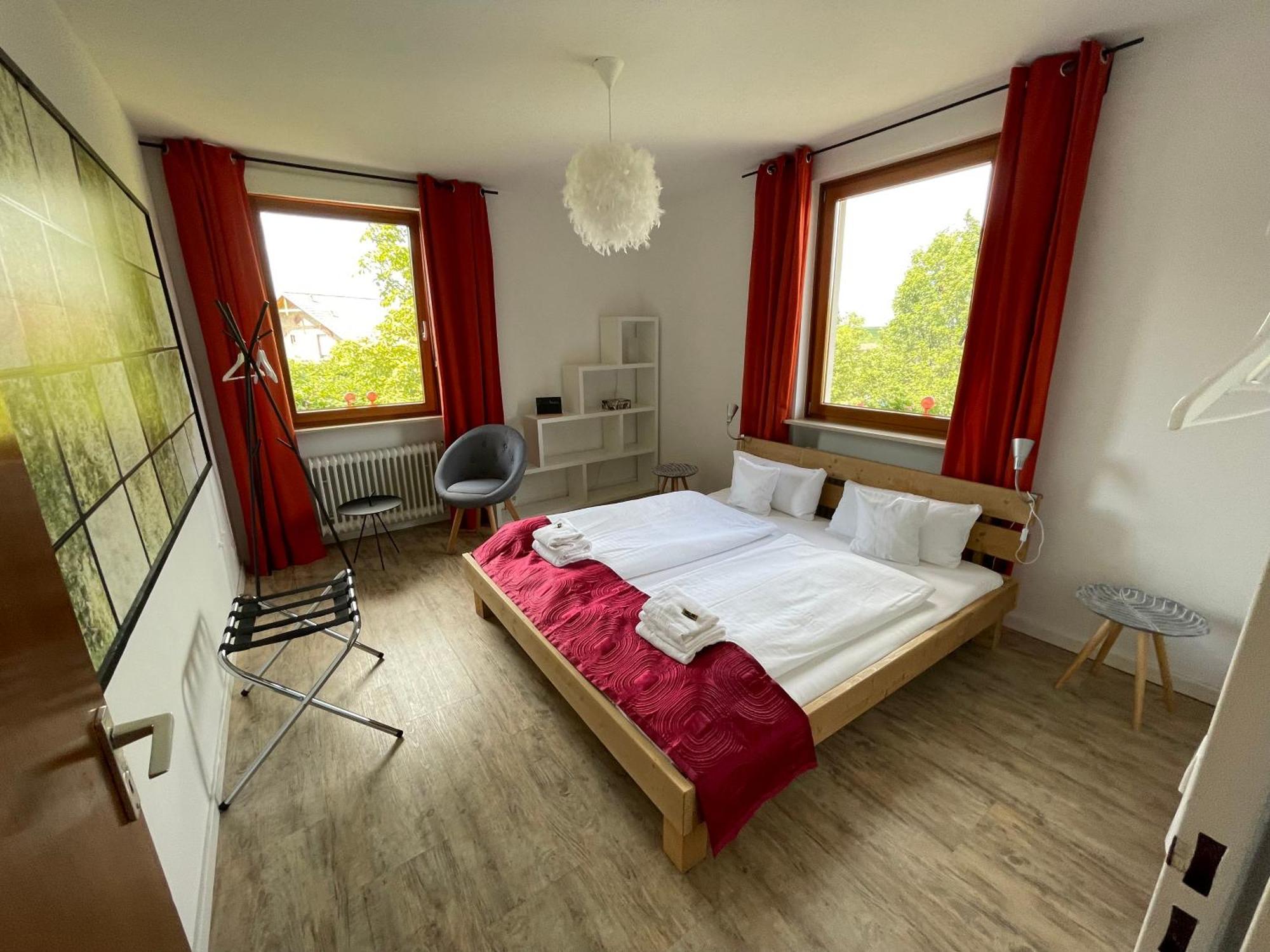 Zum Rayers Cafe-Restaurant & Boutique-Hotel Niederrotweil Oda fotoğraf
