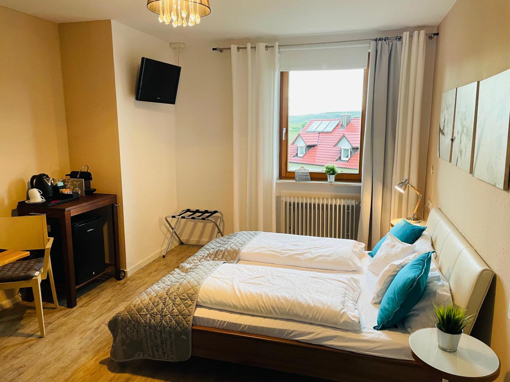 Zum Rayers Cafe-Restaurant & Boutique-Hotel Niederrotweil Oda fotoğraf