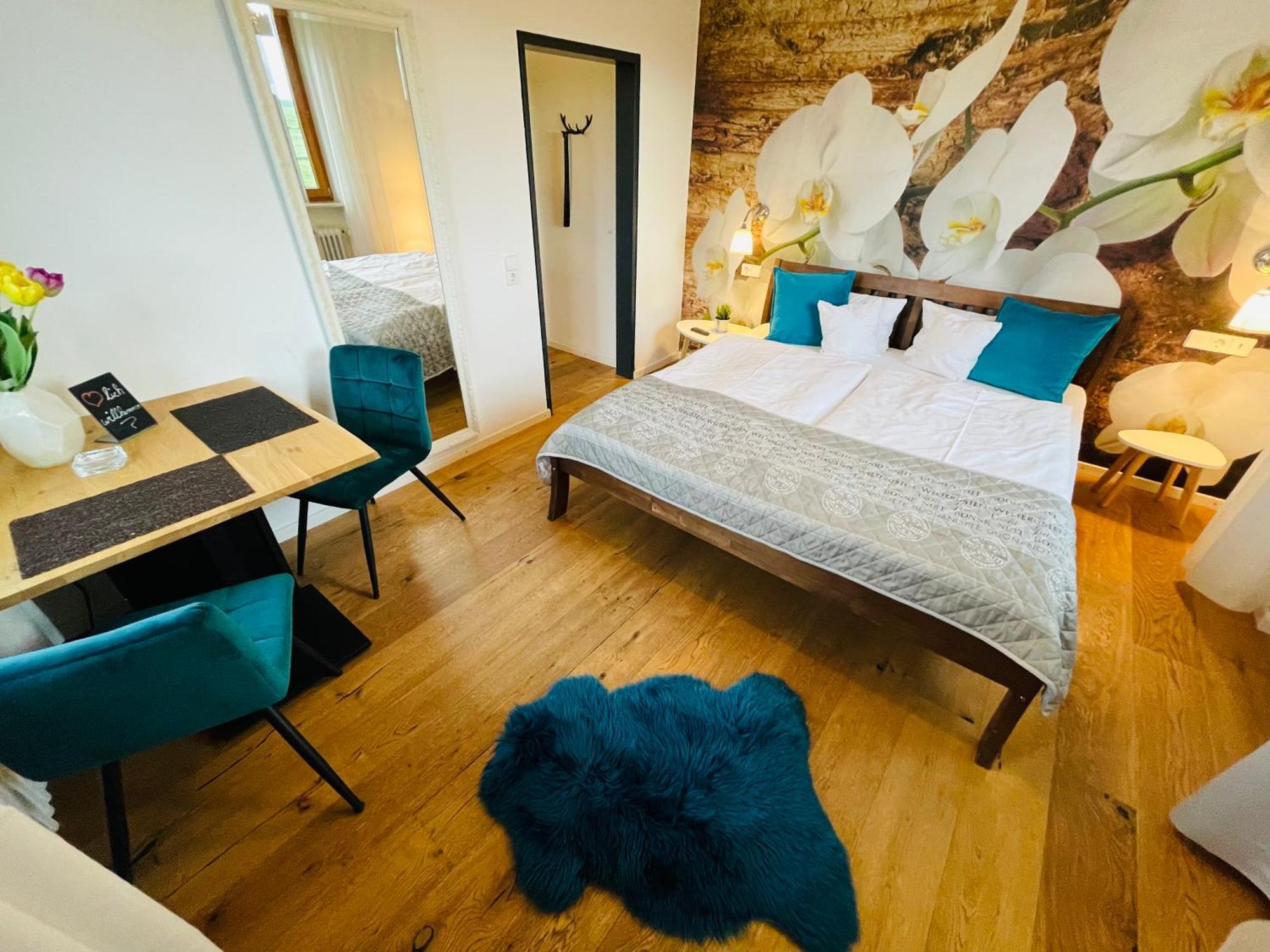 Zum Rayers Cafe-Restaurant & Boutique-Hotel Niederrotweil Oda fotoğraf