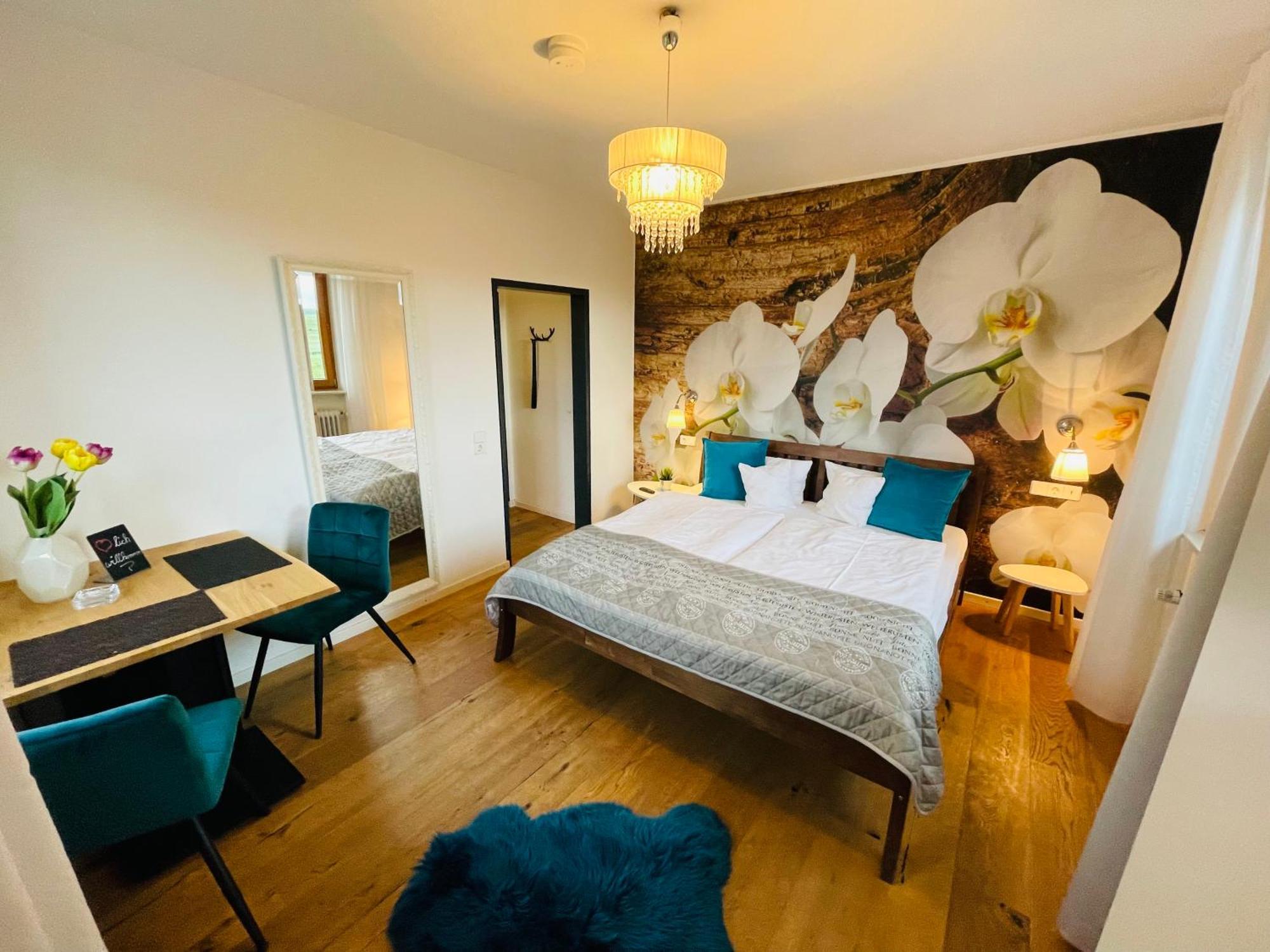 Zum Rayers Cafe-Restaurant & Boutique-Hotel Niederrotweil Oda fotoğraf