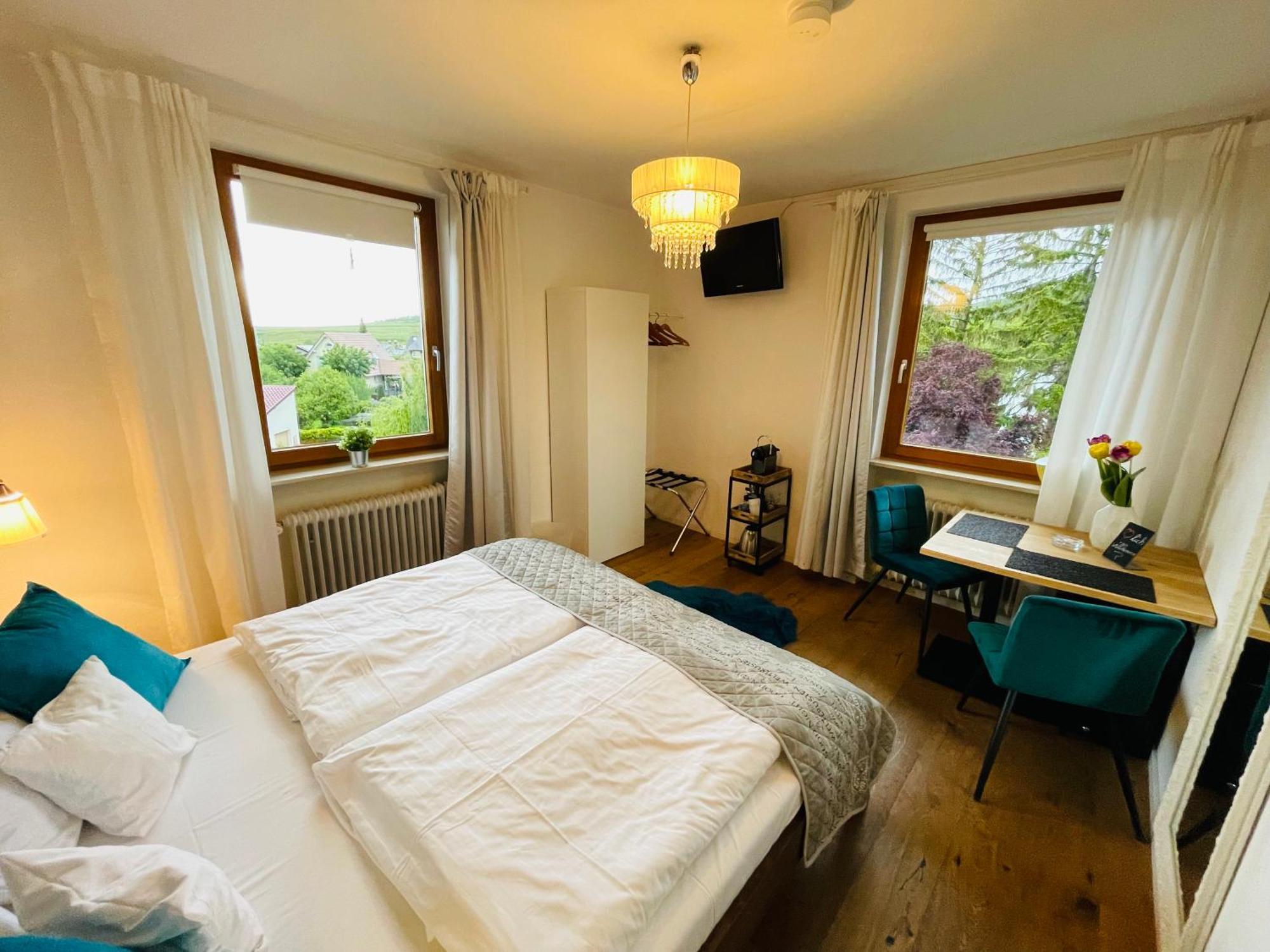 Zum Rayers Cafe-Restaurant & Boutique-Hotel Niederrotweil Oda fotoğraf