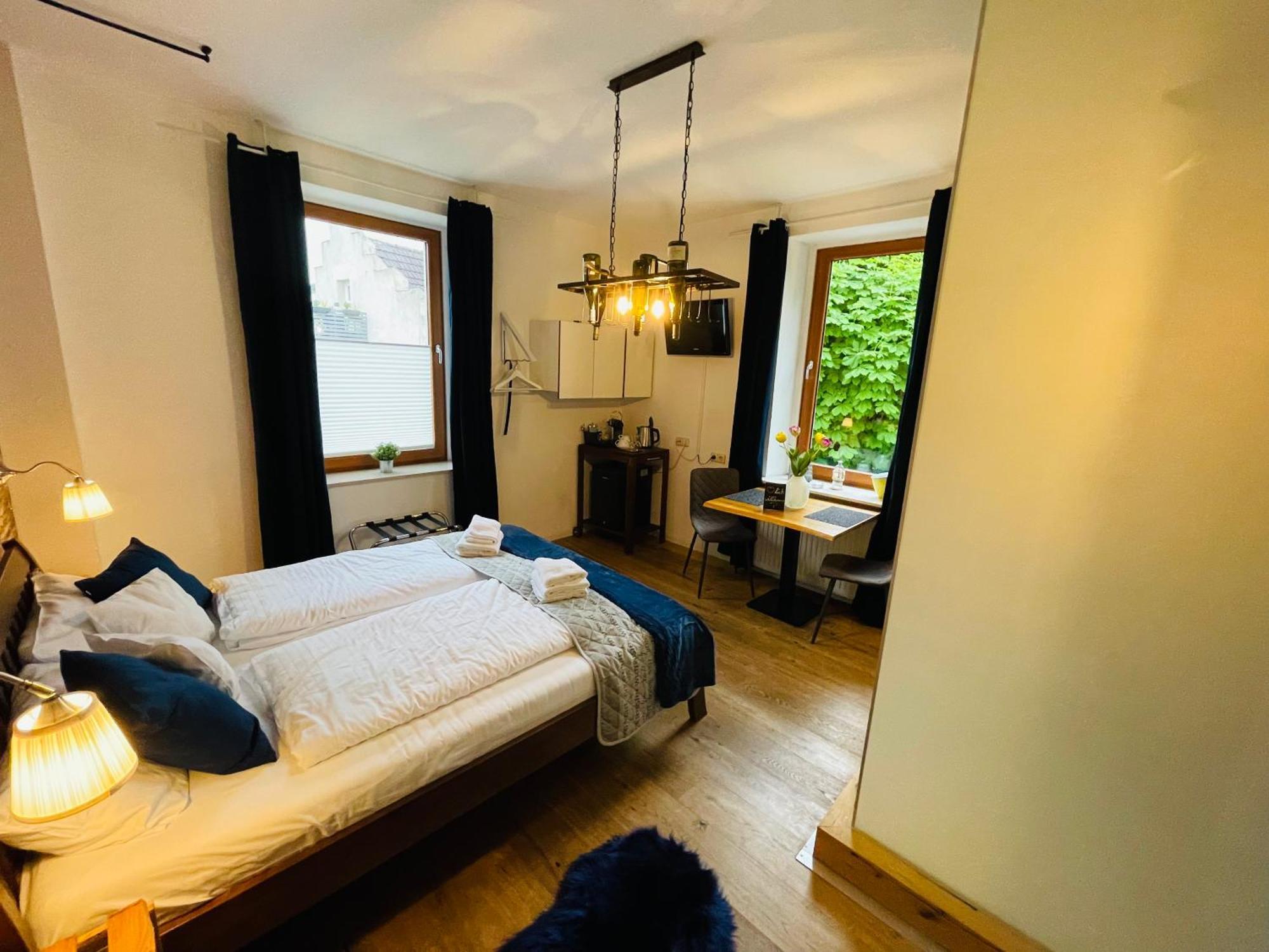Zum Rayers Cafe-Restaurant & Boutique-Hotel Niederrotweil Oda fotoğraf